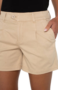 Pleated Trouser Short