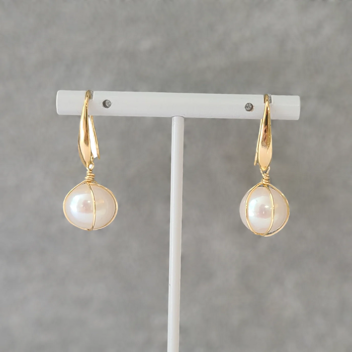 Cemre Pearl Earrings