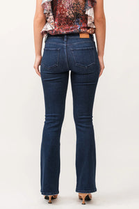 Jaxtyn Mid Rise Jeans - Boston