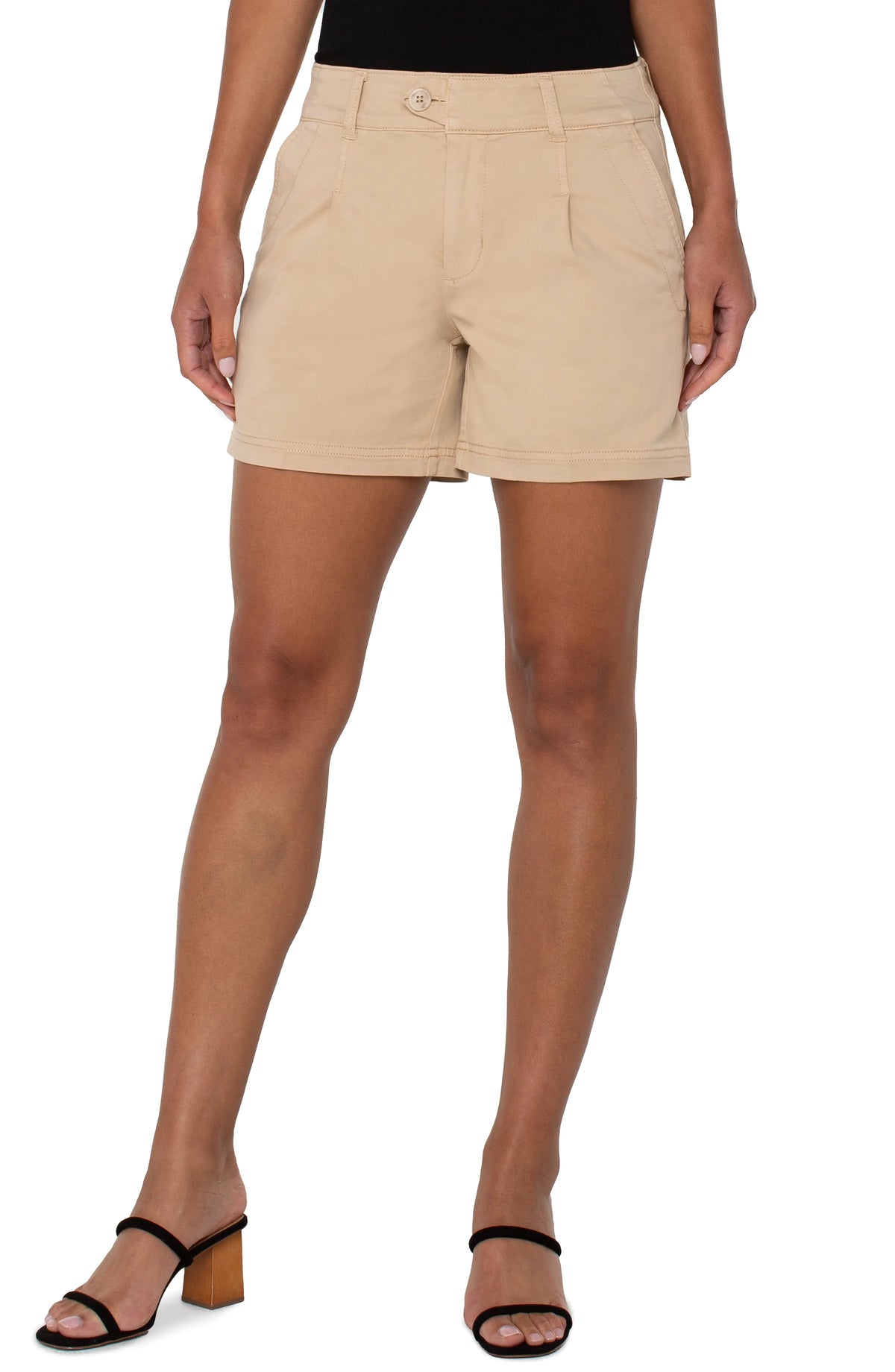 Pleated Trouser Short