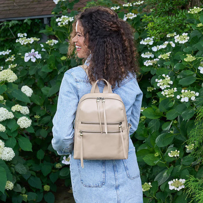Billie Backpack Sand