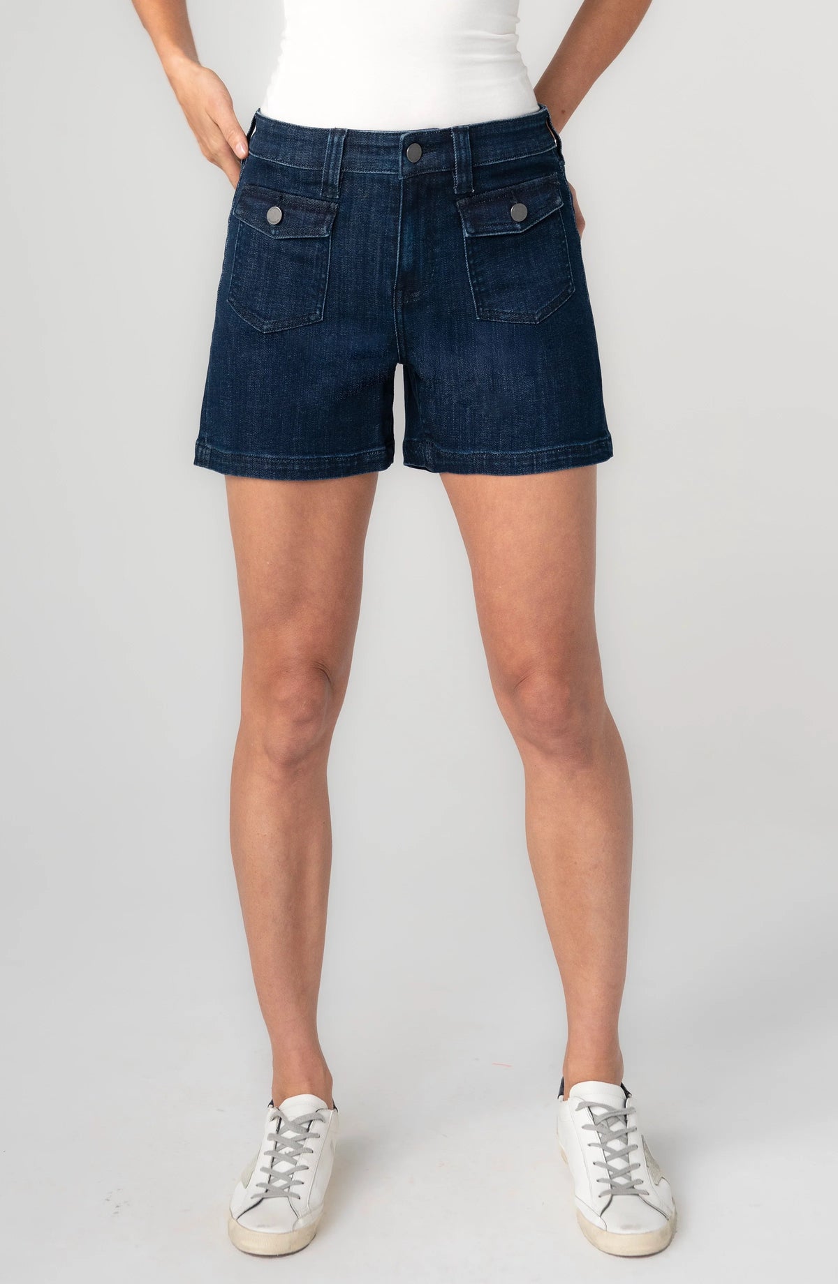 Vintage Short With Flap Front Pocket