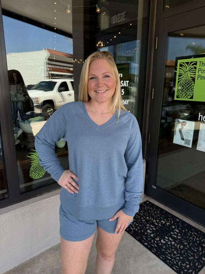 Modern V-Neck Weekender