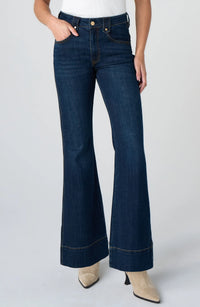 Hannah Outlaw Flare