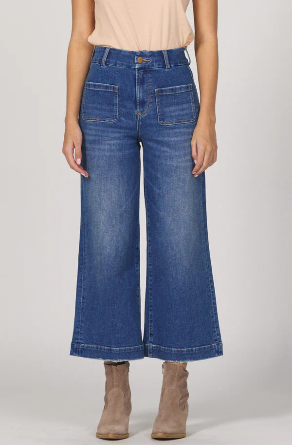 Audrey Jeans Nevis