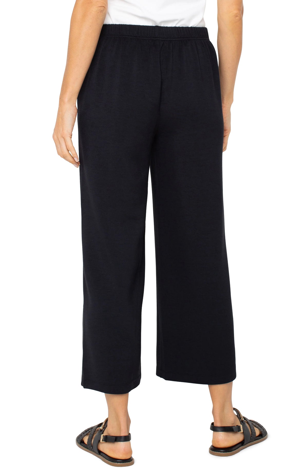 Pull-on Wide Leg Crop