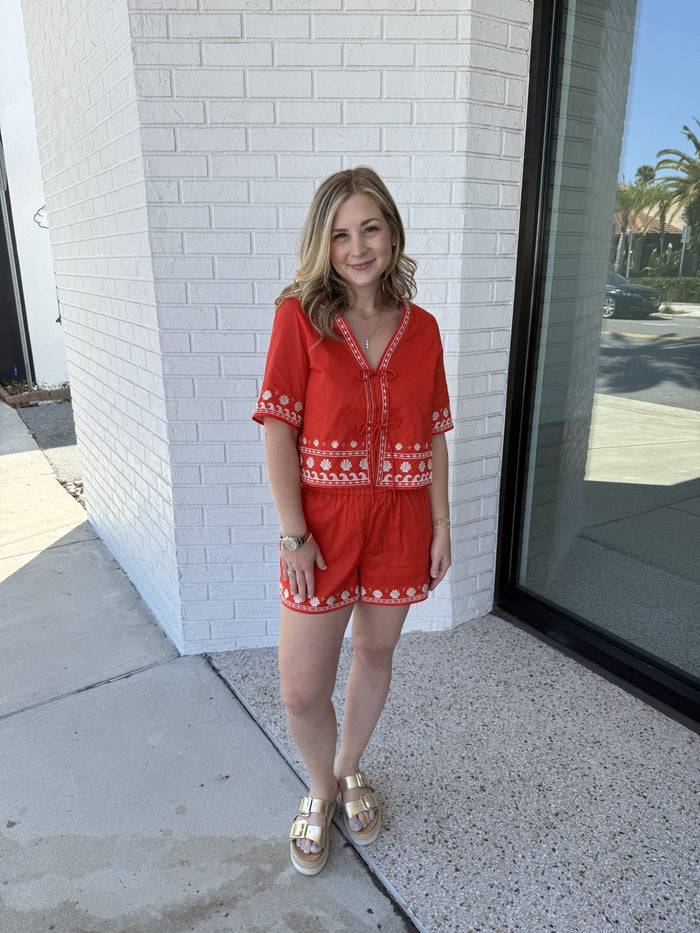 Cast Waves Top