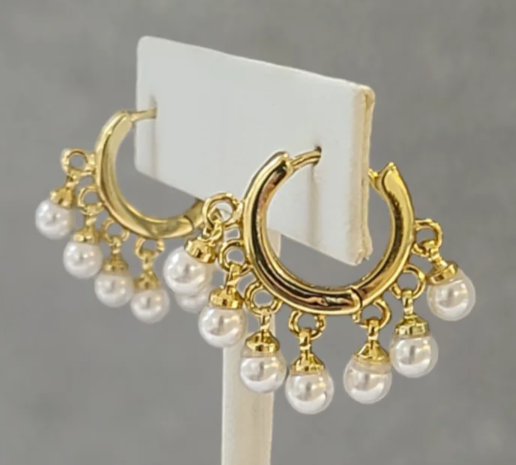 Belen Mini Pearl Earrings